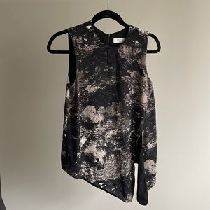 Babaton Aritzia silky stylish tank top